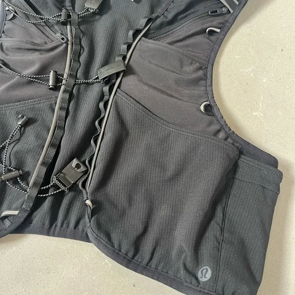 Lululemon Athletica black running  Vest - Picture 4 of 7